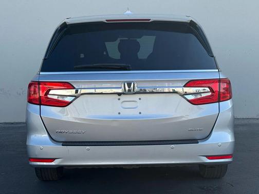 2018 Honda Odyssey Elite