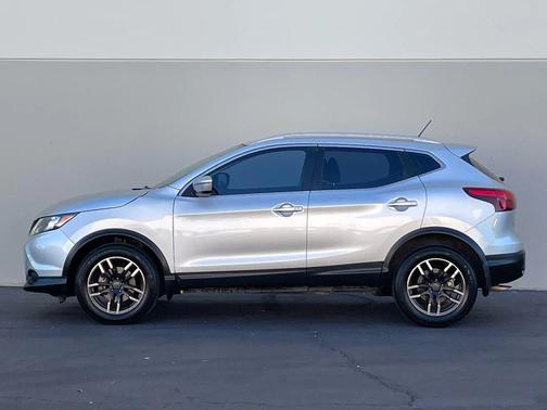 2017 Nissan Rogue Sport SV