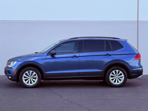 Silk Blue Metallic 2018 Volkswagen Tiguan 2.0T S