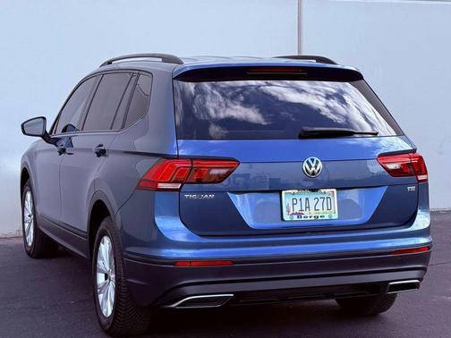 Silk Blue Metallic 2018 Volkswagen Tiguan 2.0T S