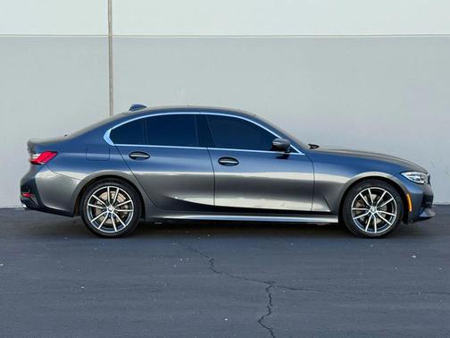 2022 BMW 330 330i Sedan 4D