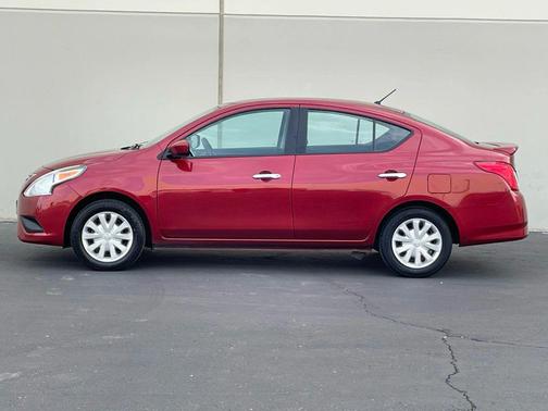 2018 Nissan Versa 1.6 SV