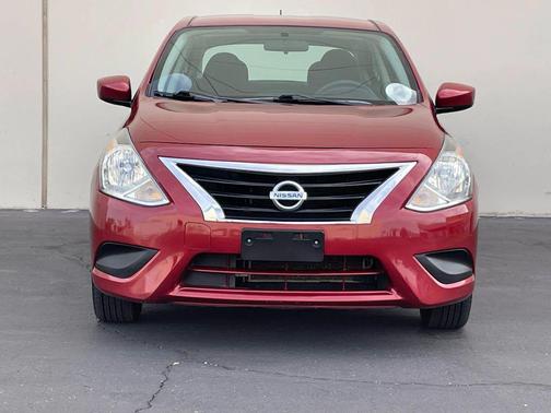 2018 Nissan Versa 1.6 SV