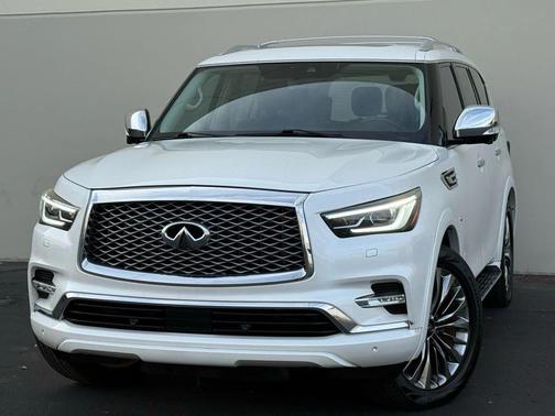 2018 INFINITI QX80 Base