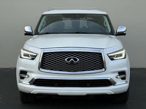2018 INFINITI QX80 Base