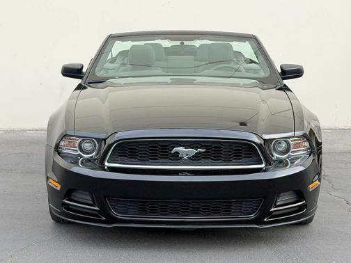 Black 2014 Ford Mustang V6