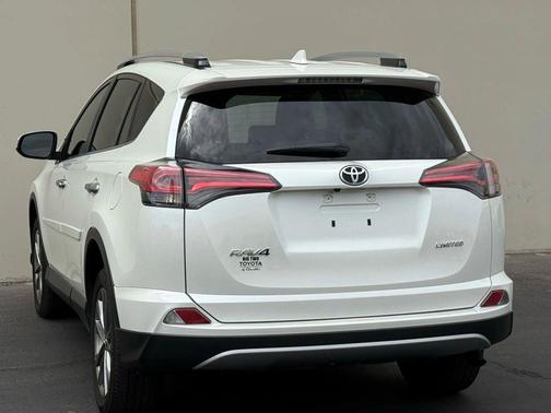 2018 Toyota RAV4 Limited