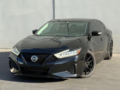 Super Black 2019 Nissan Maxima 3.5 SL