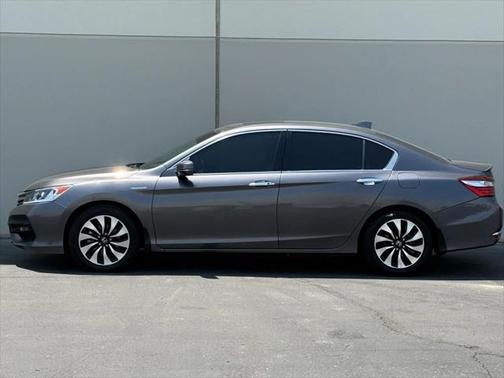 2017 Honda Accord Hybrid EX-L