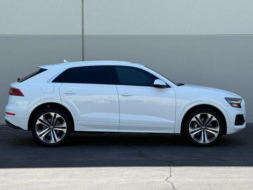 2019 Audi Q8 3.0T Premium