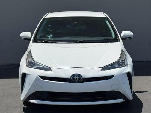 2021 Toyota Prius LE