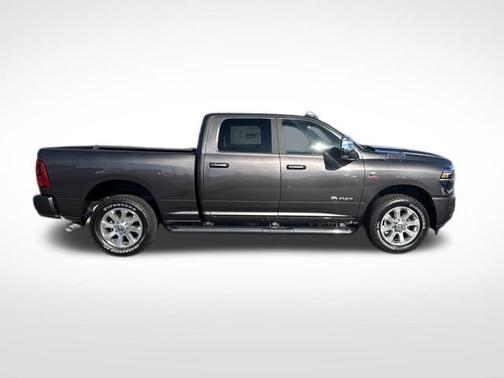 2026 RAM 2500 Laramie Crew Cab 4x2 6'4' Box