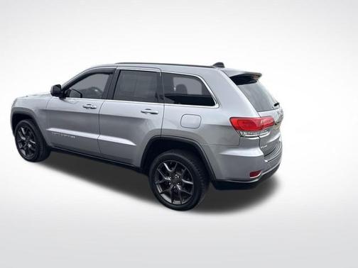 2016 Jeep Grand Cherokee Laredo