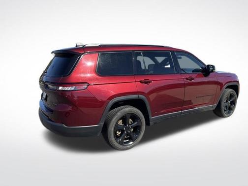 2022 Jeep Grand Cherokee L Altitude