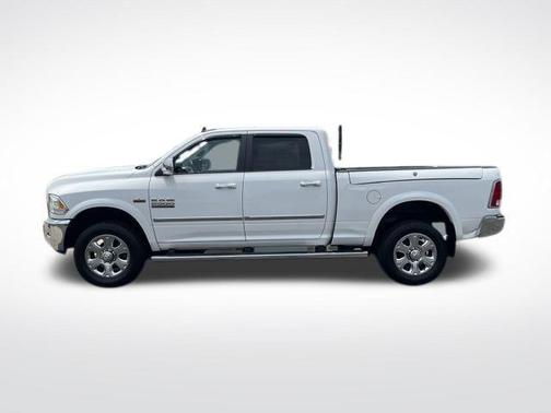 2018 RAM 2500 Laramie Crew Cab 4x4 6'4' Box