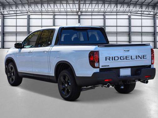 2025 Honda Ridgeline Black