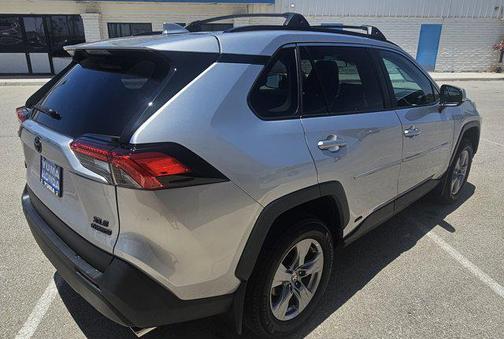 2023 Toyota RAV4 Hybrid XLE