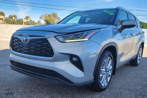 2023 Toyota Highlander Hybrid Limited