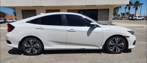 White 2017 Honda Civic EX-T