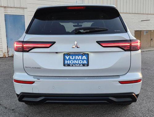 2025 Mitsubishi Outlander ES 2.5 S-AWC