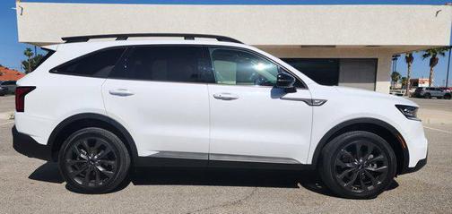 Glacial White Pearl 2021 Kia Sorento SX