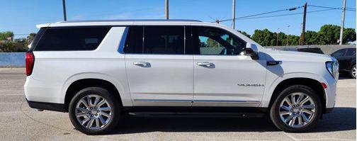 2021 GMC Yukon XL SLT