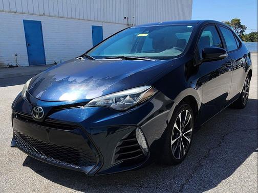 Black Sand Pearl 2017 Toyota Corolla