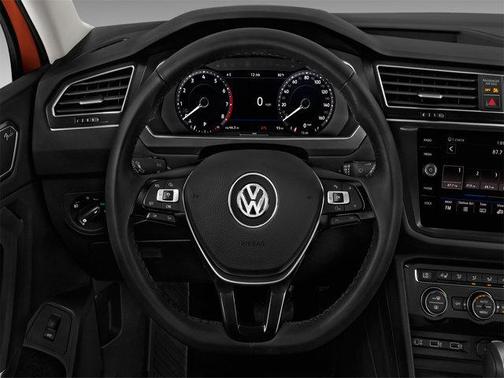 2018 Volkswagen Tiguan 2.0T SEL