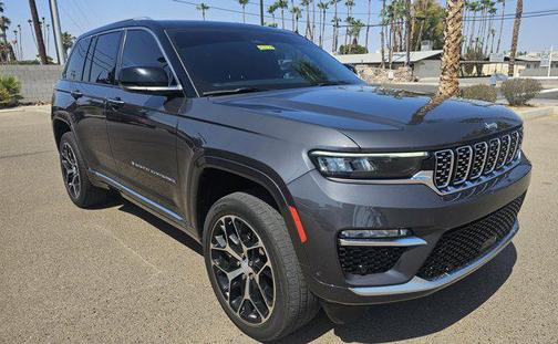2022 Jeep Grand Cherokee Summit