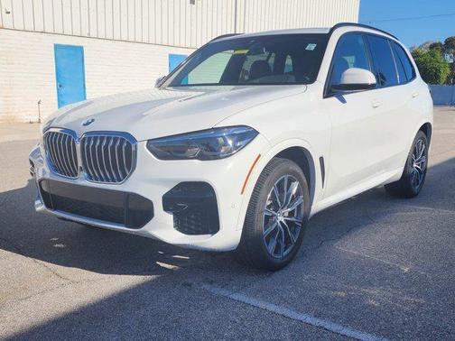Alpine White 2023 BMW X5 xDrive40i