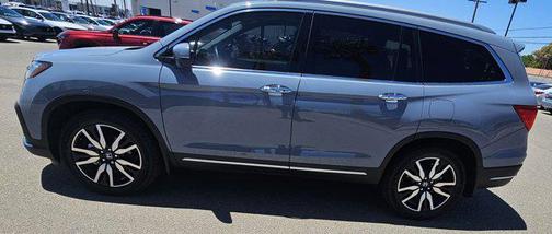 2022 Honda Pilot Touring 8-Passenger