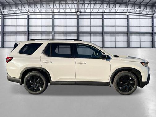 Platinum White Pearl 2026 Honda Pilot Black Edition