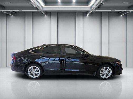 Crystal Black Pearl 2025 Honda Accord LX 1.5T