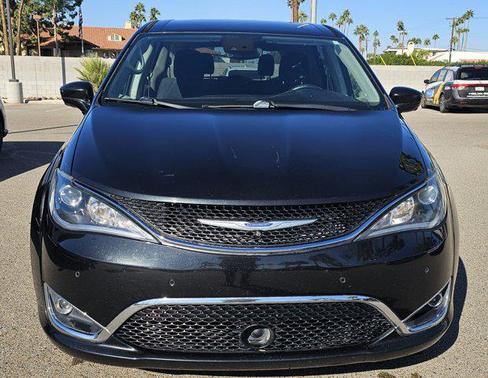 2020 Chrysler Pacifica Touring