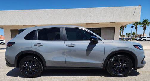 Urban Gray Pearl 2024 Honda HR-V AWD Sport