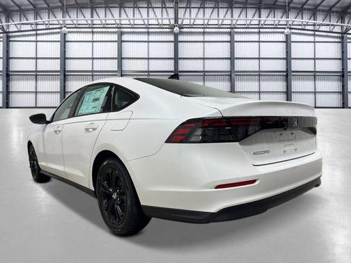 2025 Honda Accord Sport SE 1.5T