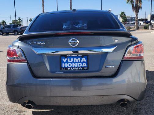 Gun Metallic 2015 Nissan Altima 2.5 S