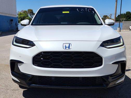 Platinum White Pearl 2026 Honda HR-V EX-L