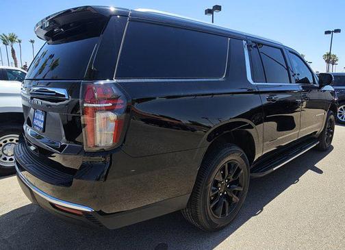 2021 Chevrolet Suburban LT