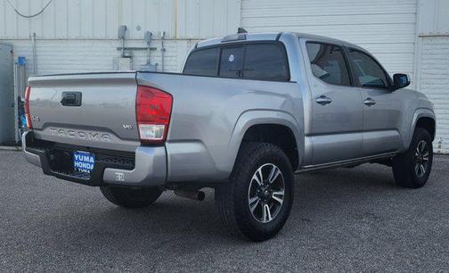2016 Toyota Tacoma SR