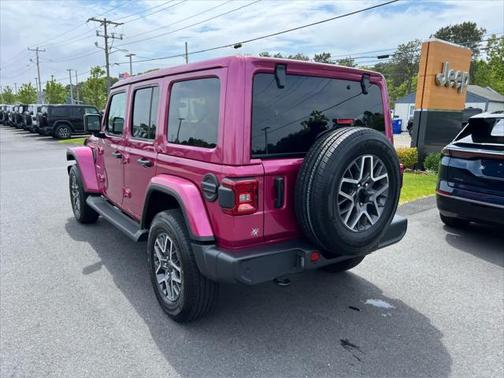 2024 Jeep Wrangler Sahara
