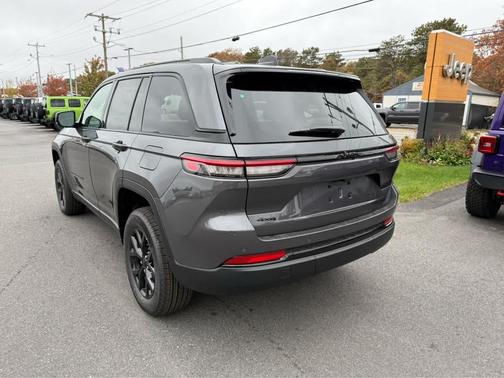 2025 Jeep Grand Cherokee Altitude