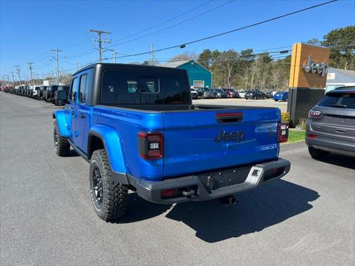 2025 Jeep Gladiator Willys 4x4