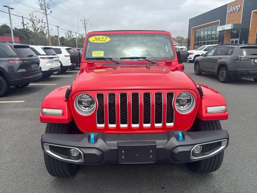 Firecracker Red Clearcoat 2022 Jeep Wrangler Unlimited 4xe Sahara
