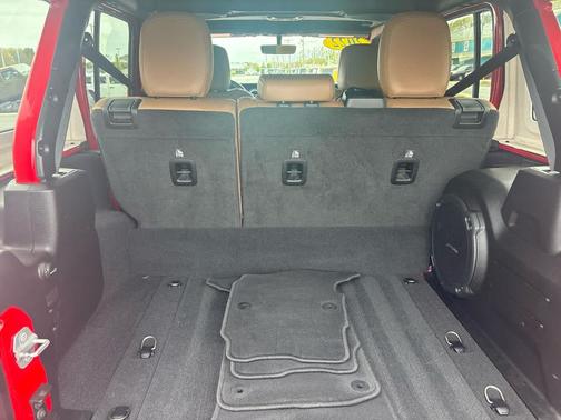 Firecracker Red Clearcoat 2022 Jeep Wrangler Unlimited 4xe Sahara