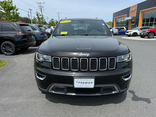 Diamond Black Crystal P/C 2020 Jeep Grand Cherokee Limited