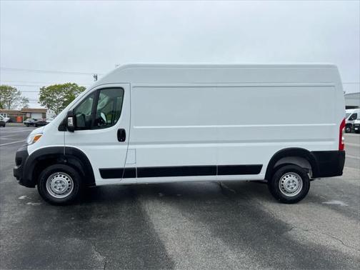 2025 RAM ProMaster 2500 Tradesman