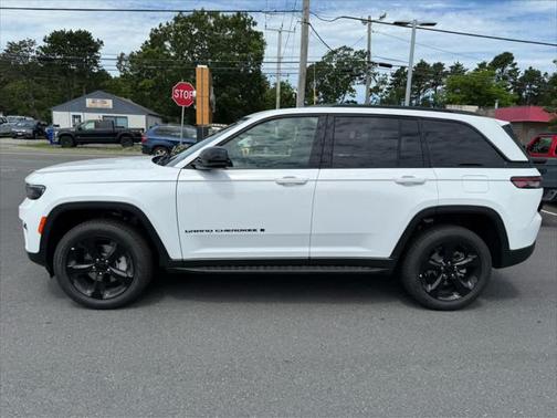 2025 Jeep Grand Cherokee Limited X