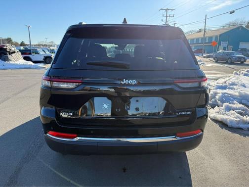 2024 Jeep Grand Cherokee Laredo