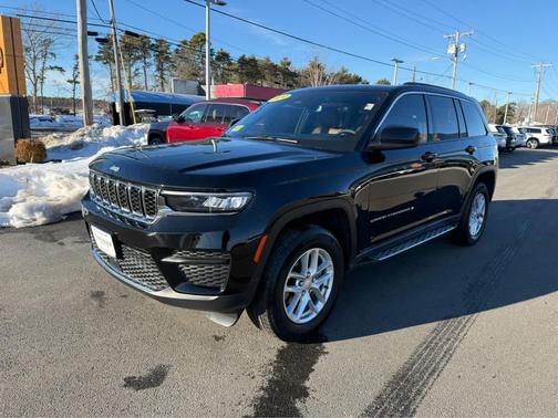 2024 Jeep Grand Cherokee Laredo